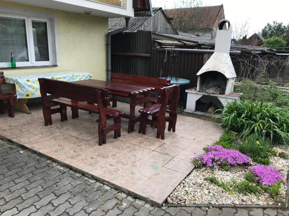 Apartmány Ingrid Besenova Exterior foto