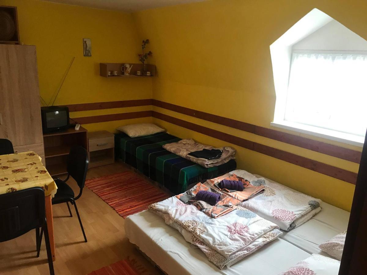 Apartmány Ingrid Besenova Exterior foto
